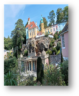 说明: A building on a hill